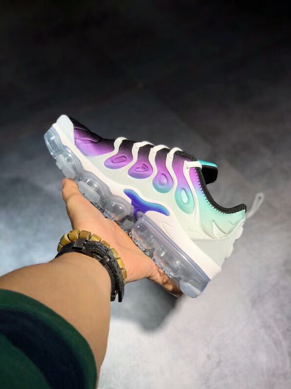 Authentic Nike Air Vapormax Plus women 2 